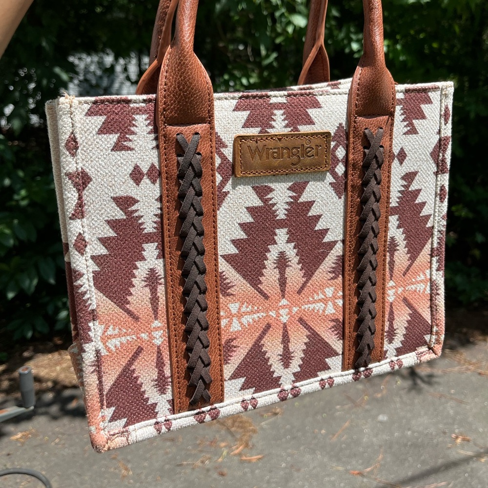NEW Wrangler aztec crossbody tote bag